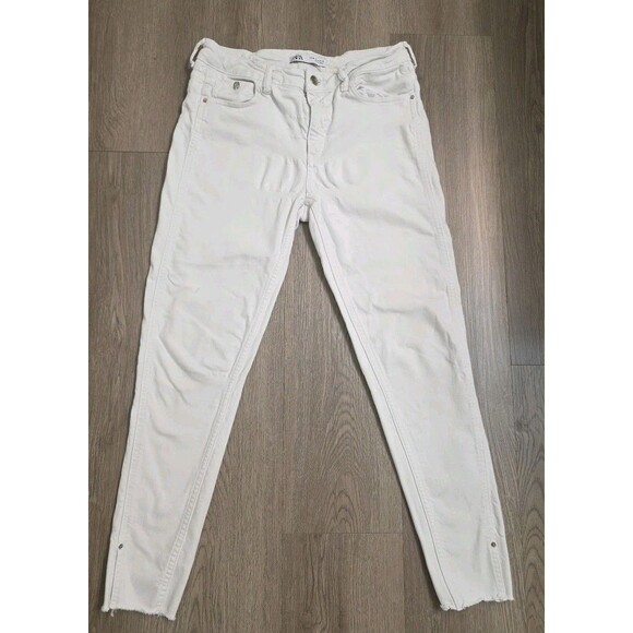 Zara Womens White Denim Raw Hem Ankle Jeans, Size 6 - Picture 3 of 13